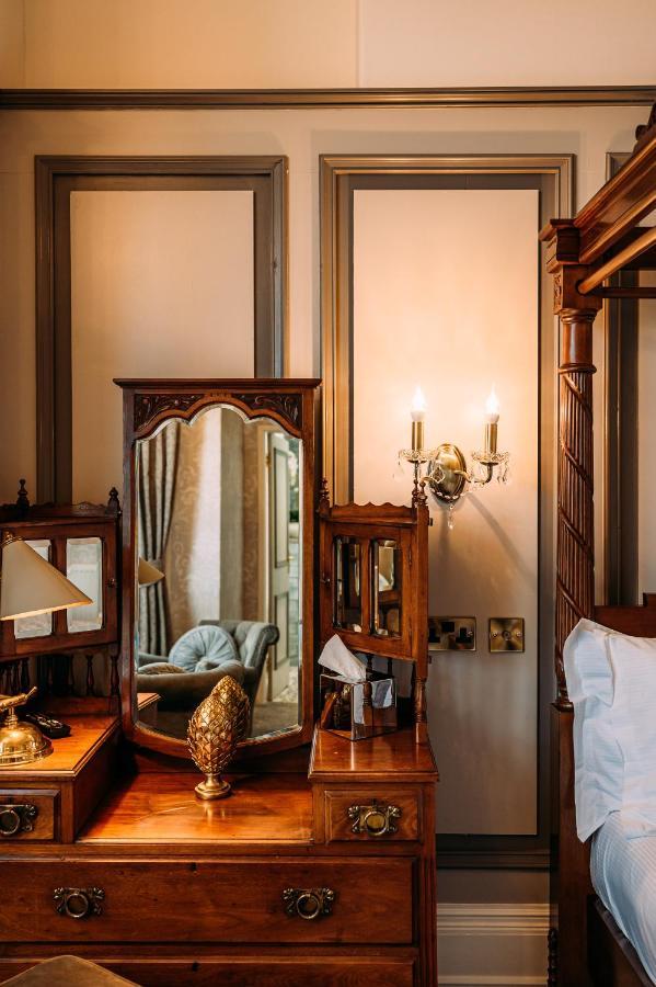 The Queens Hotel Литам-Сент-Эннс Экстерьер фото