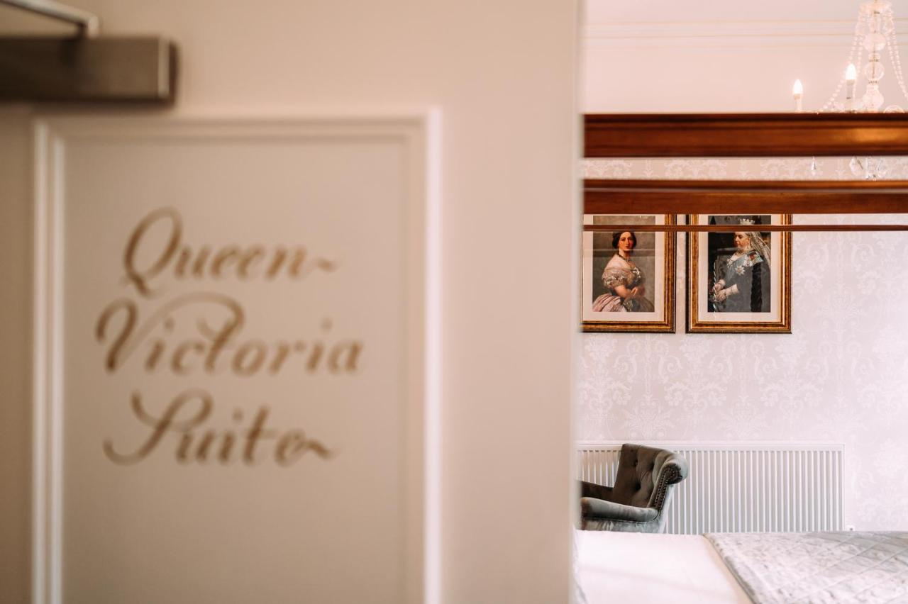 The Queens Hotel Литам-Сент-Эннс Экстерьер фото
