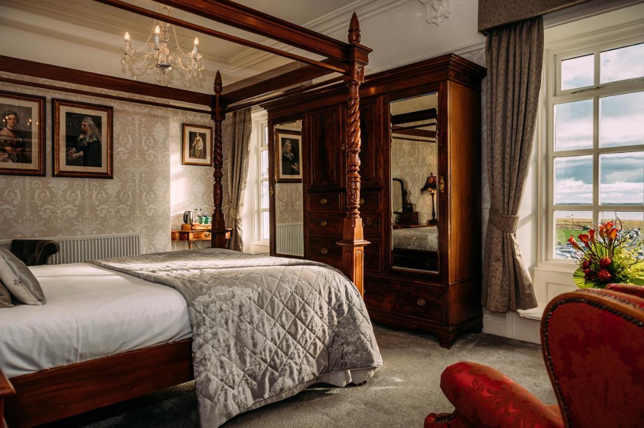 The Queens Hotel Литам-Сент-Эннс Экстерьер фото