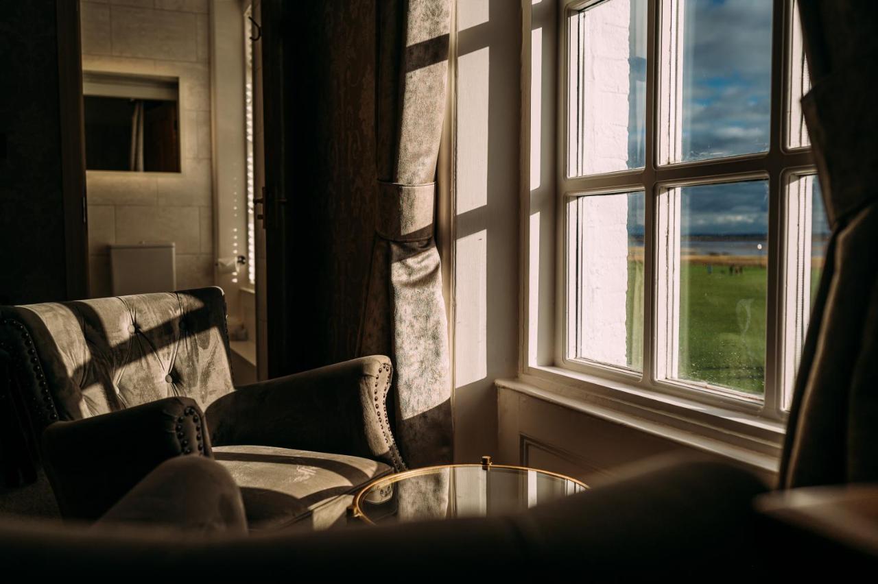The Queens Hotel Литам-Сент-Эннс Экстерьер фото