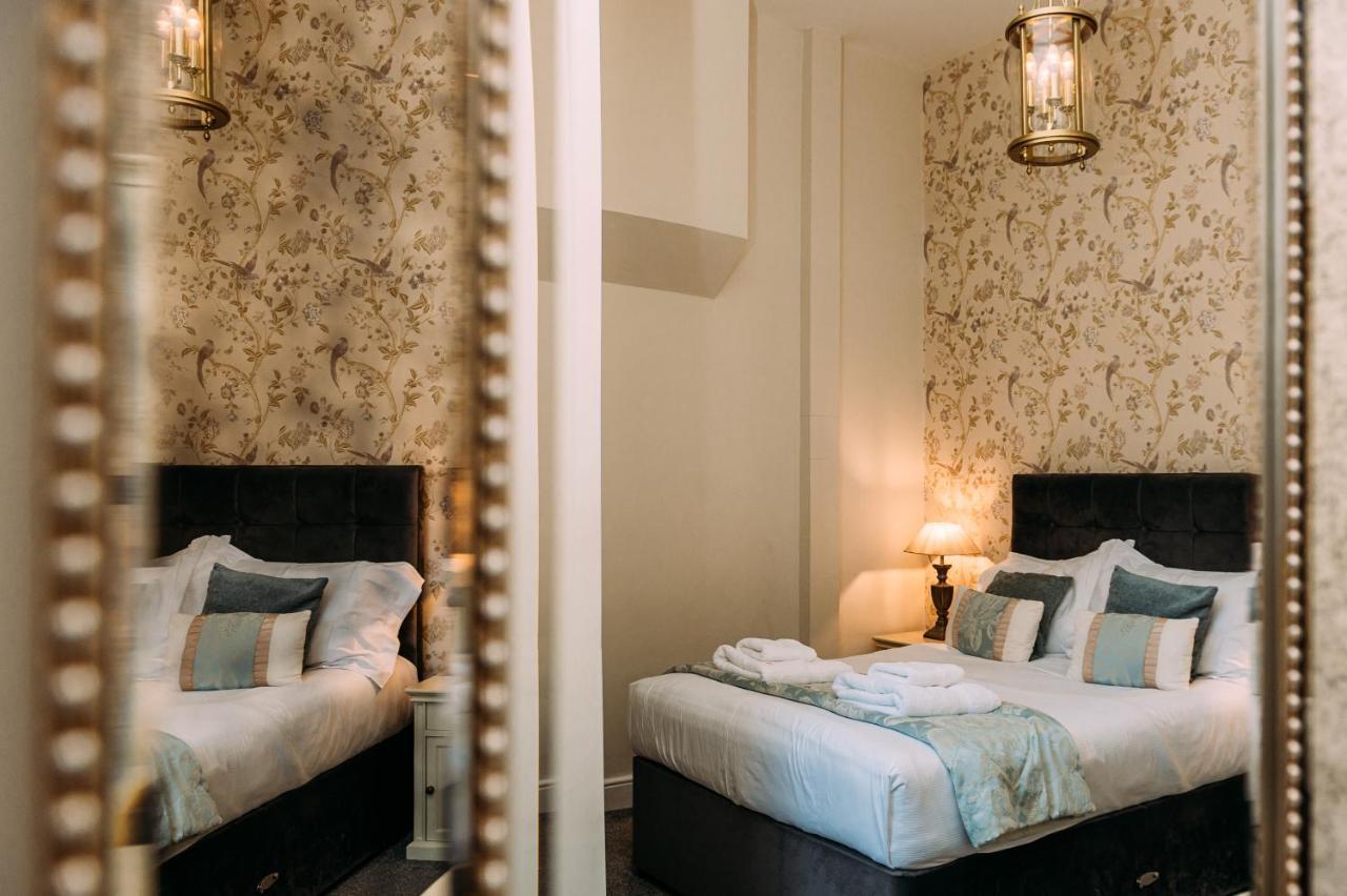The Queens Hotel Литам-Сент-Эннс Экстерьер фото