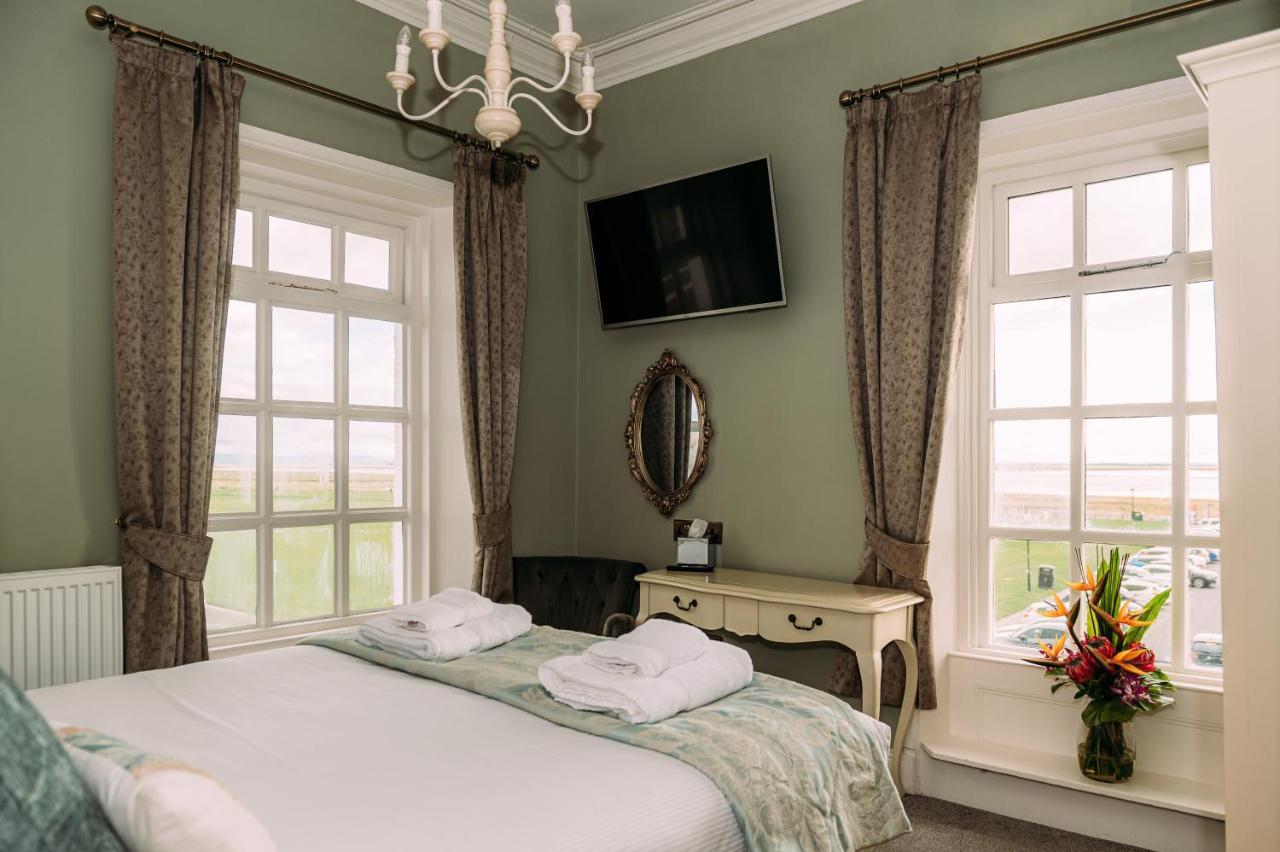 The Queens Hotel Литам-Сент-Эннс Экстерьер фото